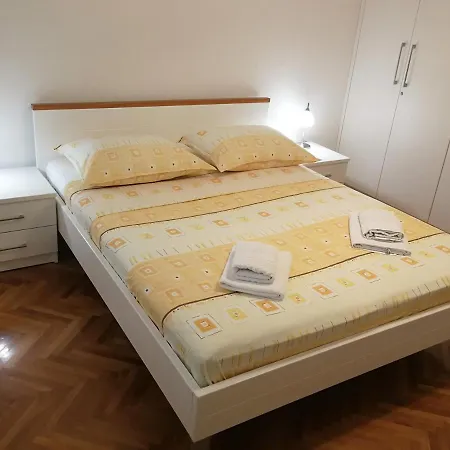 Guest house Beros 3*