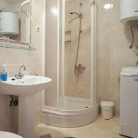 Beros Guest house 3*