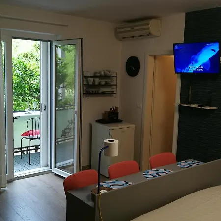 Rooms Besker