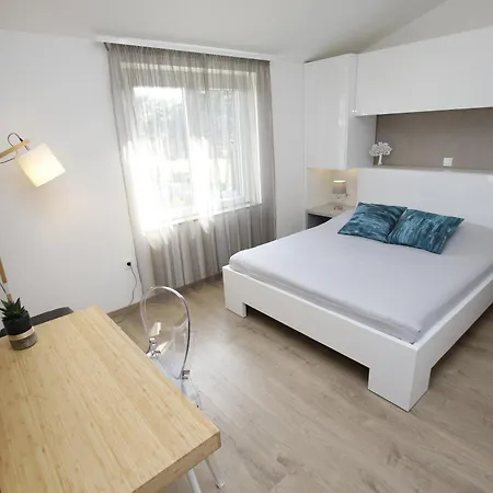 Beros Гостевой дом Макарска