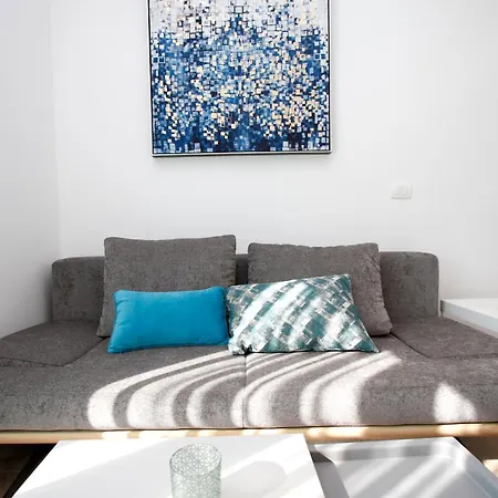 Beros 3* Макарска