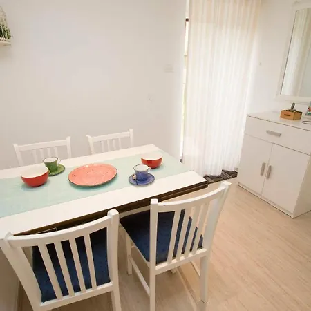 Rooms Besker